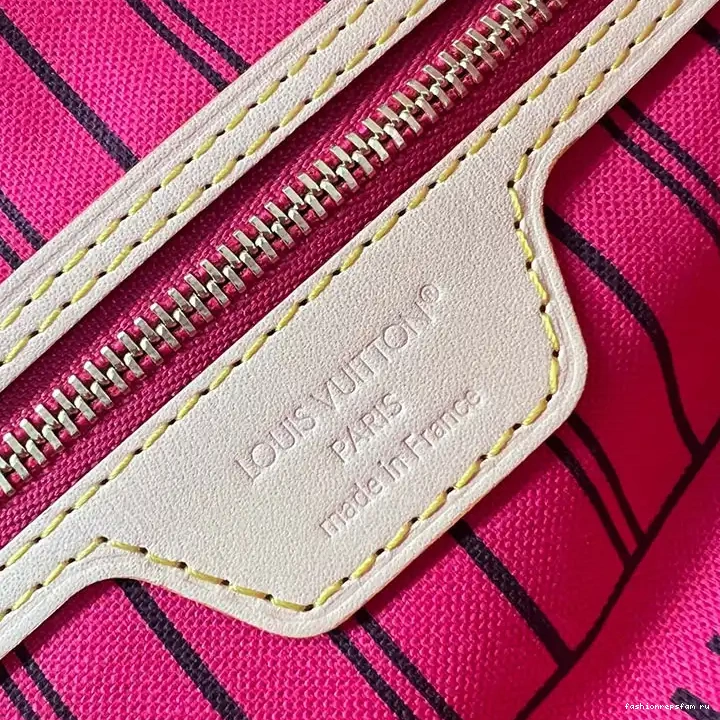 Fashionrepsfam ru Bags 2410YA0157 LV 0723